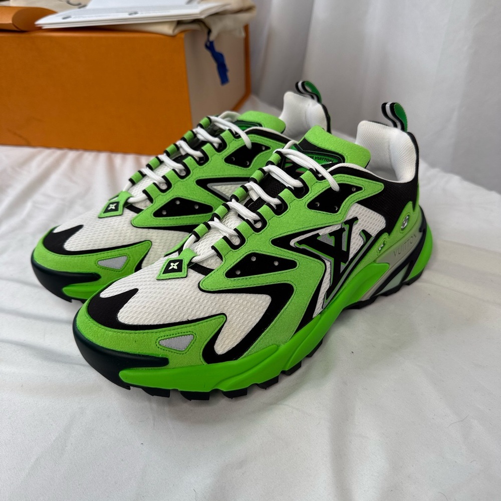 Louis Vuitton Runner Tatic Green Sneakers